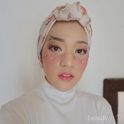 Tren Fishtail Eyebrow Ala Huda Kattan yang Lagi Booming di Instagram, Berani Coba?