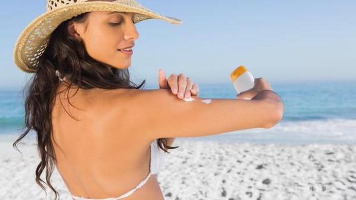 Ternyata Ini yang Membedakan Antara Pemakaian Sunscreen dan Sunblock!