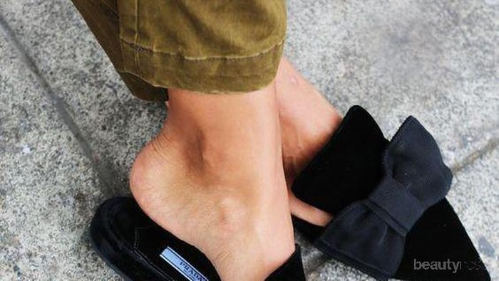 Wanita Wajib Punya, 5 Model Sepatu Flat yang Bakal Bikin Penampilan Makin Stylish!