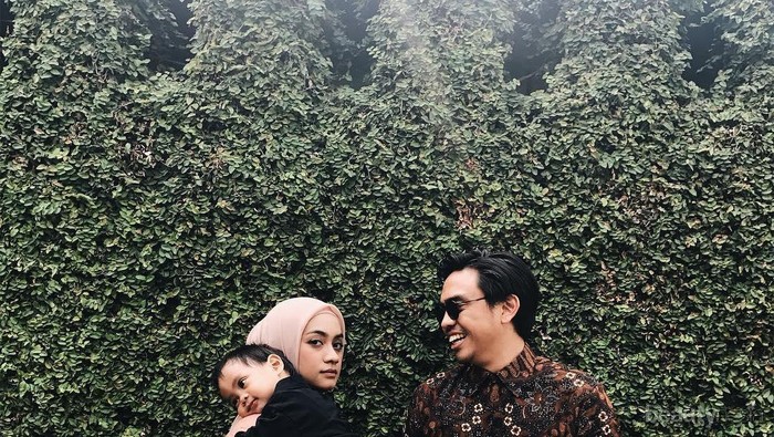 5 Fakta Menarik Film 'Teman Tapi Menikah', Kisah Ayudia dan Ditto dari Friendzone Hingga Menikah