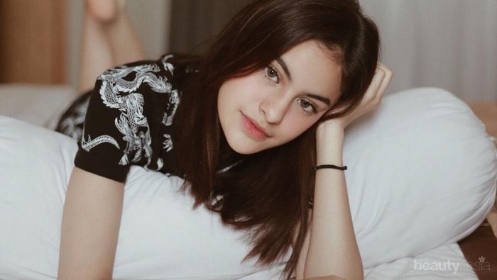 Buat Kulit Berminyak,Ini Dia Pilihan Foundation yang Ringan dan Non Comedogenic!