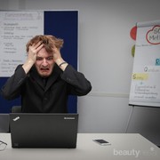 Berniat Utang Online? Ketahui Dulu Resiko Besarnya!