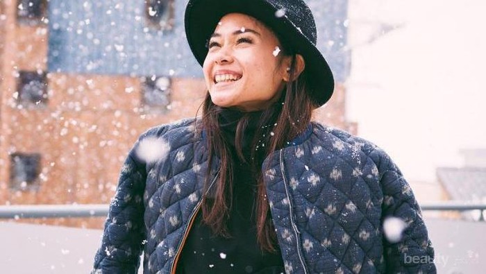 Siapa Bilang Saat Liburan Tidak Dapat Tampil Stylish? Yuk, Coba Inspirasi Gaya dari Ayla Dimitri!