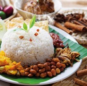 Warung Nasi Uduk di Malang Ini Beneran Bisa Bikin Ketagihan dan Ingin Balik Lagi!