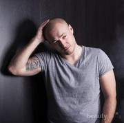 Cowok Kamu Mengalami Kebotakan? Ups, Intip Rekomendasi Produknya di Sini!