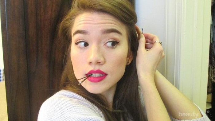 Jadi Jepit Rambut yang Eksis, Ini Beberapa Hal yang Bisa Kamu Lakukan dengan Bobby Pin