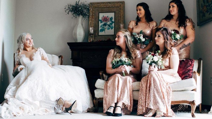 Girls, Stop Lakukan Ini Saat Kamu Datang ke Pesta Pernikahan