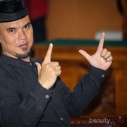 Nyinyir di Media Sosial, Sederet Artis Ini Pernah Kena Sial