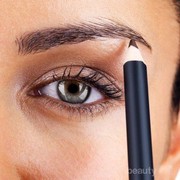 Memiliki Alis yang Tebal? Inilah Tips Mendapatkan Alis Natural yang Bisa Kamu Coba!