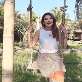 Pesona Tamara Bleszynski Makin Cantik dan Seksi di Usia 44 Tahun