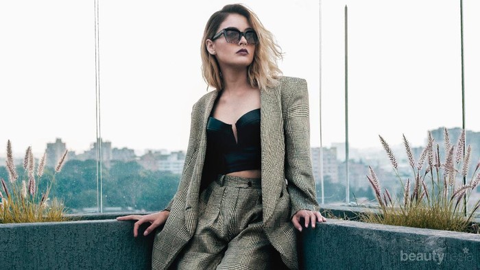 Trend Outfit 80an Ini Akan Hits Lagi di Tahun 2020, Lho!