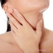 Atasi Permasalahan Kulit Leher Belang dengan Tips Mudah Berikut Ini