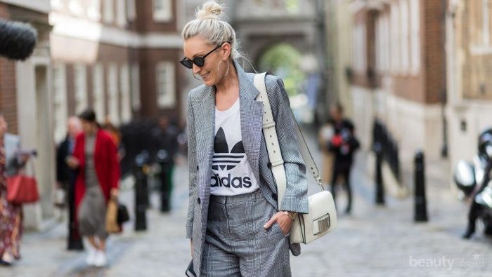 Inspirasi Fashion Ini Bisa Bikin Kamu Lebih Stylish Saat Pakai Blazer