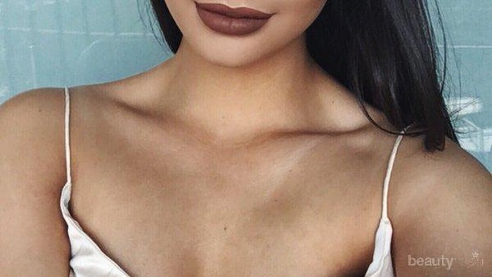 Jangan Lagi, Inilah Model Alis yang Wajib Kamu Hindari di Tahun 2018!