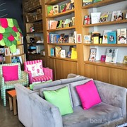 Cari Tempat Nongkrong Sekaligus Tempat Baca yang Nyaman di Jakarta? Ini Rekomendasinya!