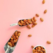 Ini Dia 5 Makanan Enak yang Bisa Bikin Rambut dan Kuku Kamu Kuat!