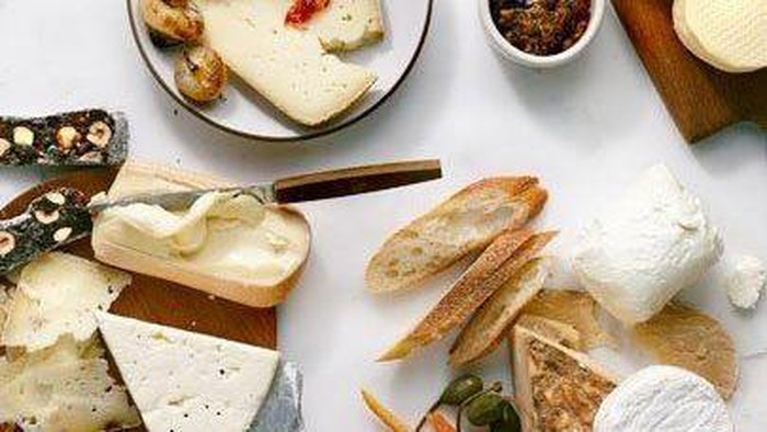 Suka Makanan Berbahan Keju? Kamu Harus Tahu Dulu 10 Jenis Keju Berikut Ini