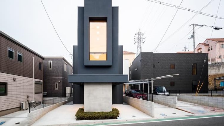  Keren  Isi Rumah  Minimalis  Slender House di  Jepang 