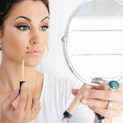 Dark Spot Tidak Tertutupi dengan Baik? Mungkin Kamu Melakukan Kesalahan Penggunaaan Cream Concealer Ini