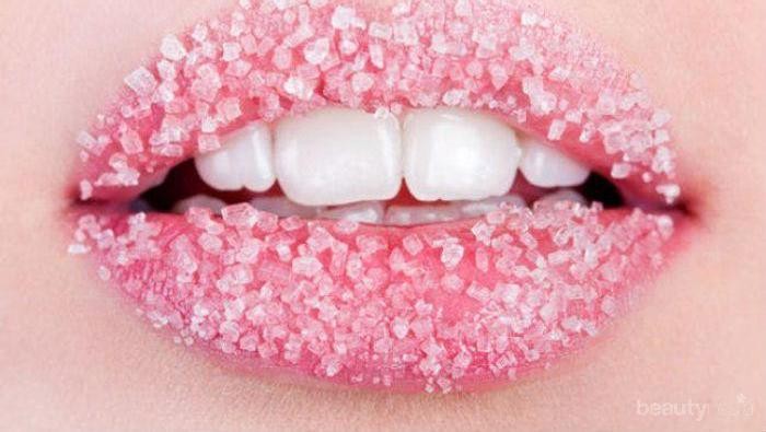 Ini Dia 3 Lip Scrub Lokal Favorit yang Wajib Kamu Coba, Semuanya Dibawah 50 Ribu, Lho!