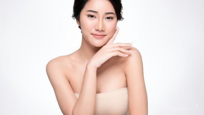 Ladies, Mulai 5 Kebiasaan Berikut agar Kulitmu Tetap Flawless dan Awet Muda!