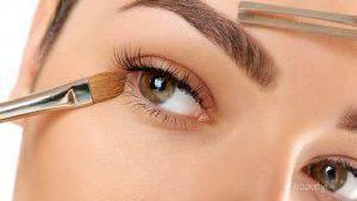 Tren Semi Permanen Makeup, Benarkah Aman? Tren Semi Permanen Makeup, Benarkah Aman?