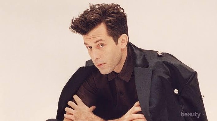 Ngaku Dirinya Sapioseksual, Mark Ronson Cuma Tertarik Sama Cewek Pintar