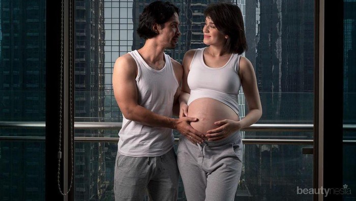 Calon Mama! 8 Potret Bahagia Kimberly Ryder Pamer Perut Besar