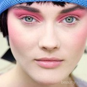 Rekomendasi Eyeshadow High End Khusus untuk Kamu dengan Budget Terbatas!