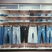 10 White Jeans OOTD, yang Bisa Kamu Pakai Liburan hingga Ngantor!