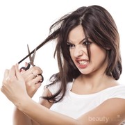 Sulit Menata Rambut? Ini 3 Hal yang Bisa Mempersingkat Waktu Menata Rambut Kamu di Pagi Hari