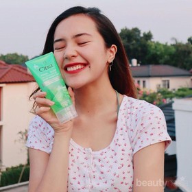 Review: Citra Fresh Glow Multifunction Gel untuk Kulit Cerah dan Cegah Penuaan Dini