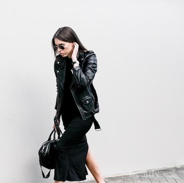 Biker Jacket Kembali Jadi Tren Nih, Intip Dulu yuk Cara Padu Padan yang Tepat!