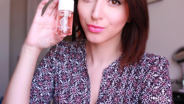 Bukan Cuma Stretch Mark, Bekas Jerawat Juga Bisa Hilang dengan Bio Oil Lho!