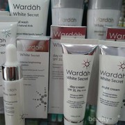 #FORUM Wardah White Secret Series itu Beneran bikin Putih gak?