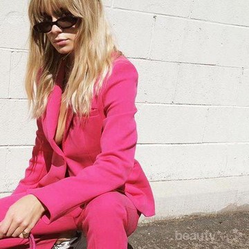 Anti Norak, Ini Tips Mix and Match Ini Bisa Bikin Colorful Blazer Terlihat Semakin Menarik
