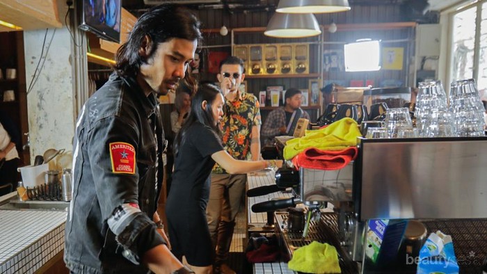 Tak Hanya Jago di Dunia Hiburan, Deretan Artis ini Sukses Melebarkan Sayap di Bidang Kuliner