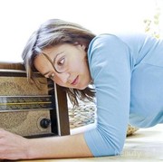 Lagu Lama Ini Masih Enak Didengerin Sampai Sekarang Lho, Ladies!