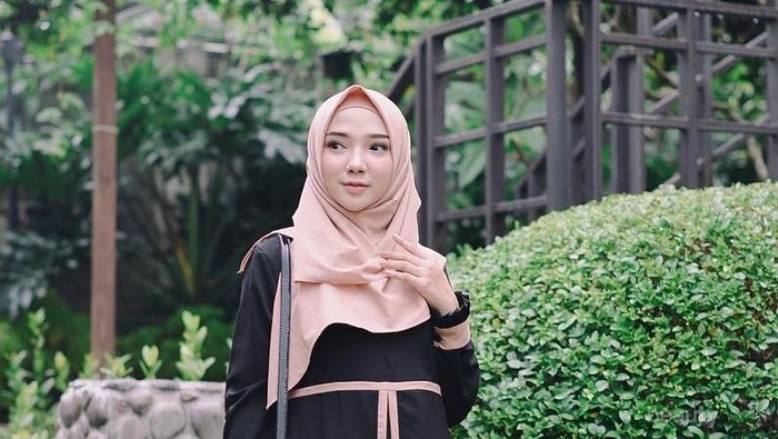 Jangan Ragu Memakai Hijab Syar'i, Ini 4 Gaya yang Paling Cocok untuk Dipakai Hijabers Remaja