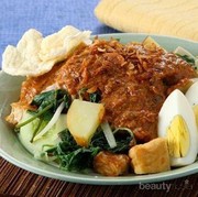 Jangan Ngaku Pencinta Kuliner Kalau Belum Coba Gado-Gado Terlezat di Jakarta Ini