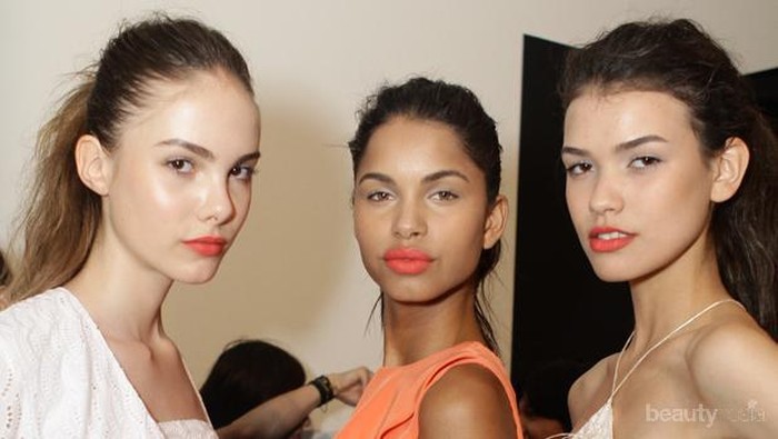 Ingin Mengetahui Undertone Warna Kulit Kamu? Coba Cek dengan 4 Tips Mudah Ini, Ladies!