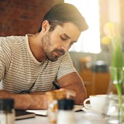 Sedang Mendekati Pria Berzodiak Pisces, Ternyata Ini Sifat Pria Pisces yang Tidak Banyak Diketahui