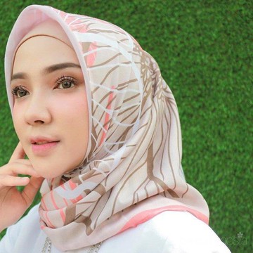 Wajib Punya Nih, warna Ciput Ini Harus Ada di Lemari Kamu!