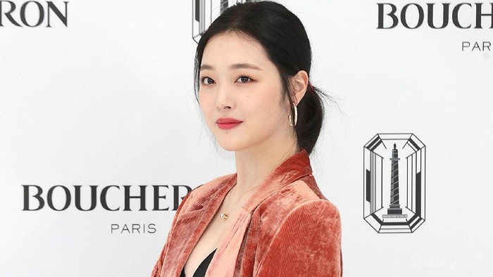 Tak Hanya Sulli, 5 Seleb Korea Ini Juga Putuskan Bunuh Diri