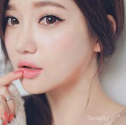Girls, Bingung Cari Lisptik Yang Aman Untuk Remaja? Coba Lipstik Purbasari Pilihan Berikut Ini Yuk!