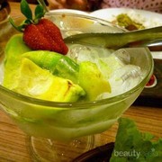 #FORUM Waduh! Bener Gak Sih Kalau Makan Alpukat Pake Susu Bikin Kita Gemuk???