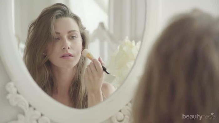 Supaya Menyatu dengan Kulitmu, Begini Cara Memilih Warna Foundation yang Tepat!