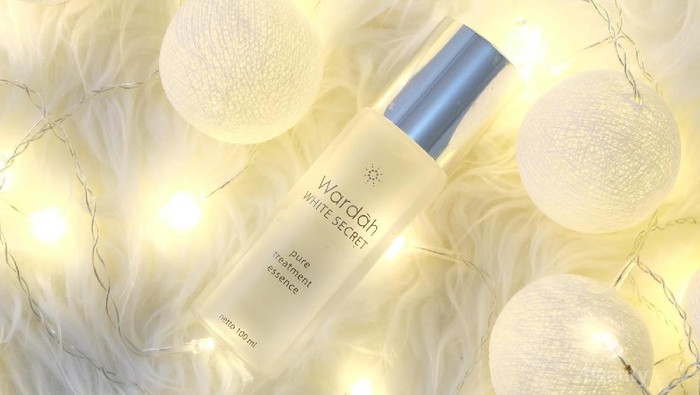 Wardah White Secret Pure Treatment Essence VS Wardah Renew You Treatment Essence, Bagusan yang Mana Ya?