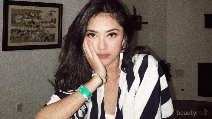 Terlalu Sering Melakukan Eksfoliasi Wajah? Inilah Masalah Kulit yang Akan Mengintaimu, Ladies!