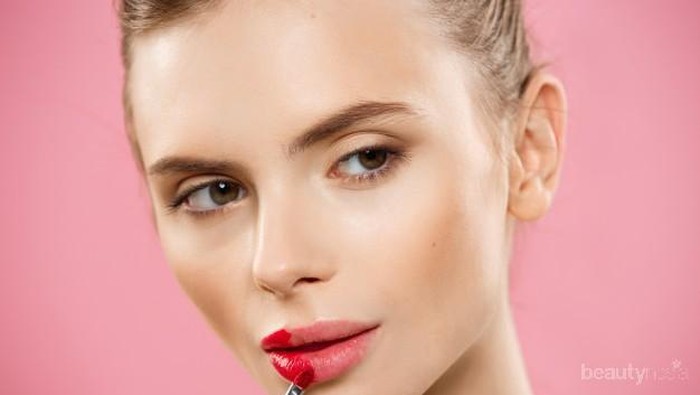 Sudah Mencoba The Famous Lipstick dari Lakme? Inilah Ulasannya Khusus untuk Kamu!